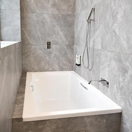 White Hills Spa&sport Hotel Uzhhorod