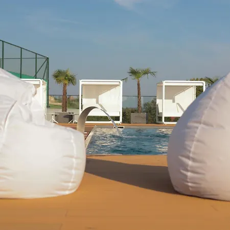 White Hills Spa&sport Отель *